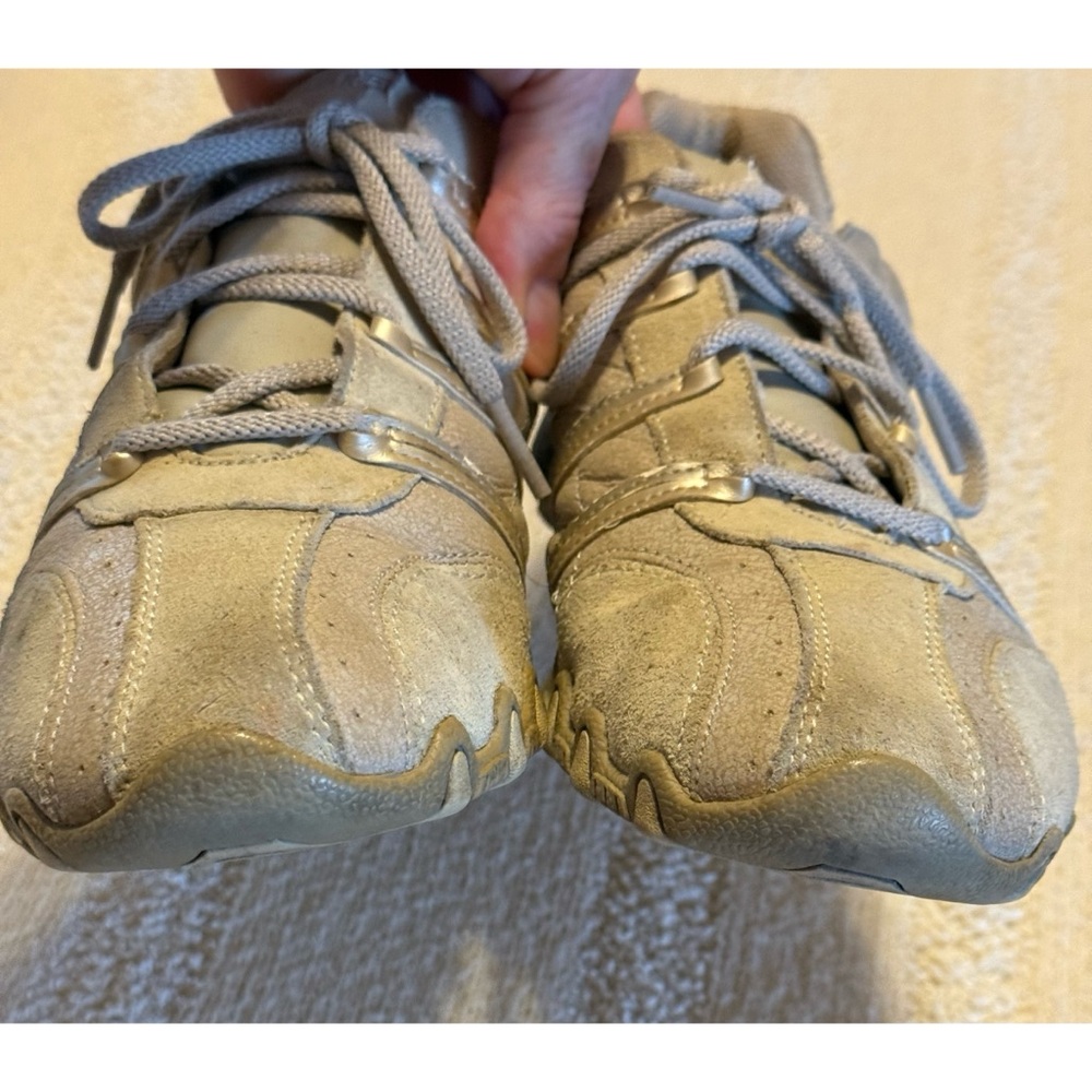 Women's Skeckers Beige Casual Shoes - Picture 10 of 14